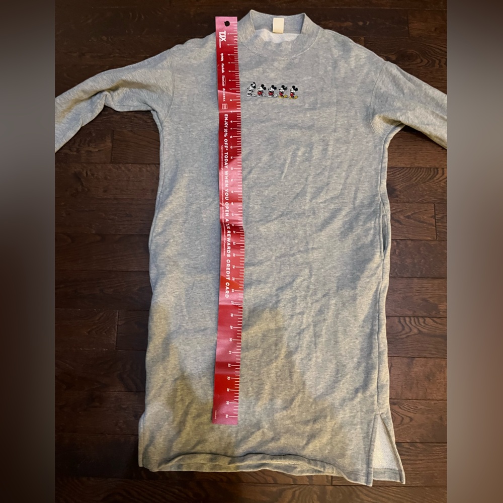 Uniqlo Disney Grey Top Dress with Mickey Mouse - Picture 10 of 13